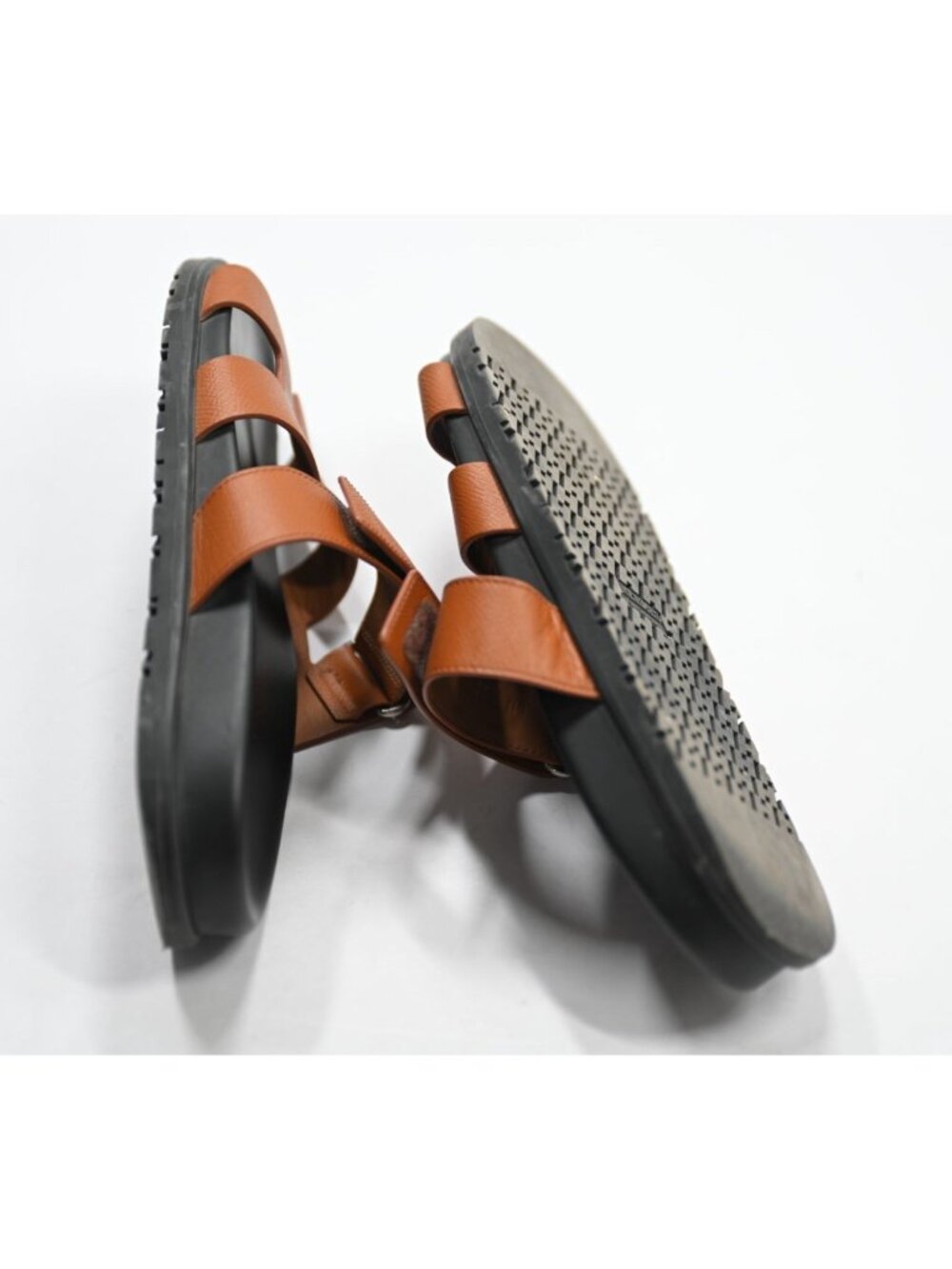 Hermes Chypre Sandal in Naturel - Picture 5 of 8
